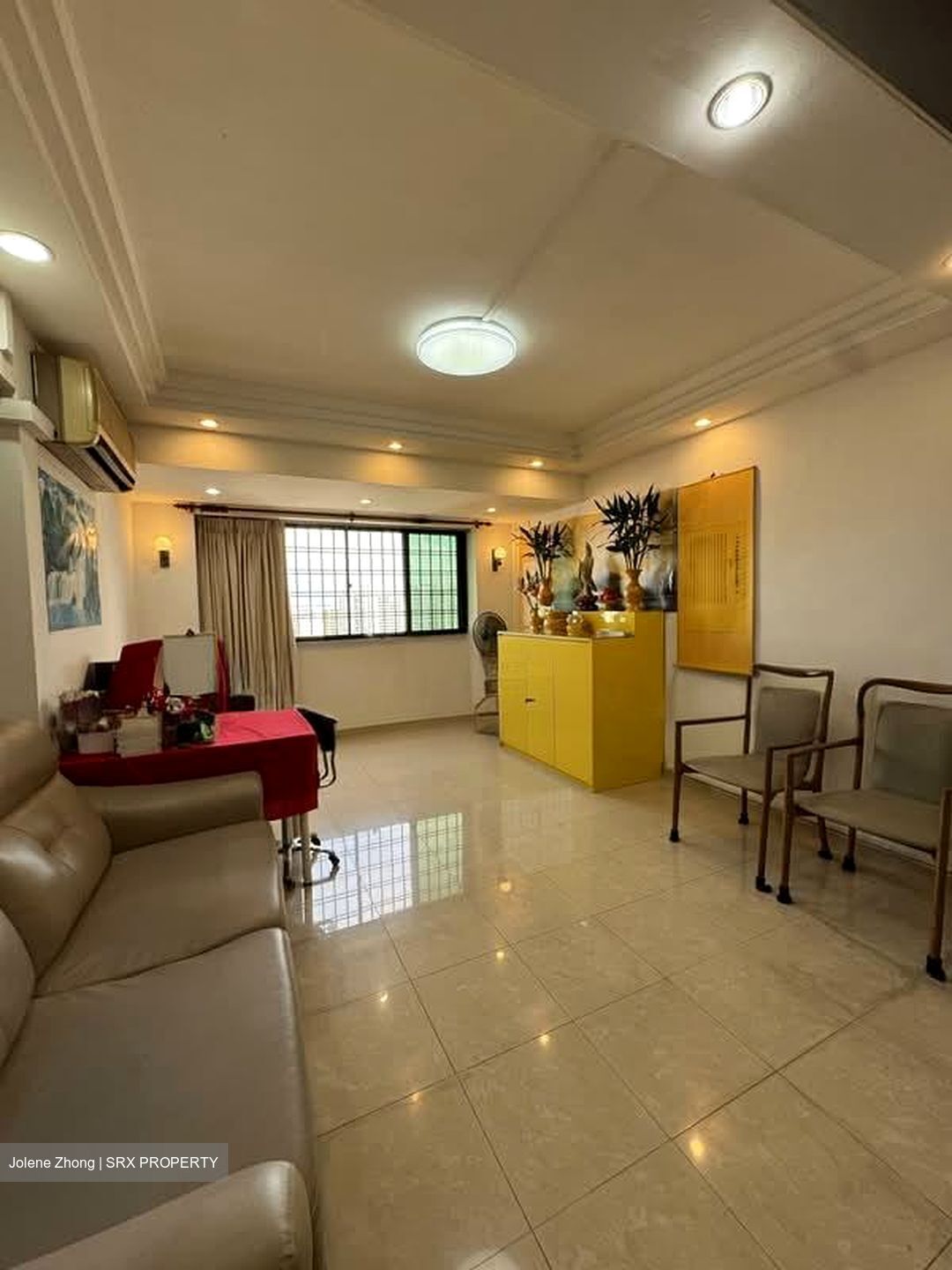 Blk 577 Hougang Avenue 4 (Hougang), HDB Executive #580571111